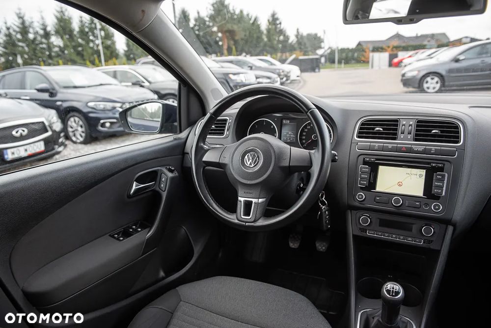 Volkswagen Polo 1.6 TDI Blue Motion Style - 26