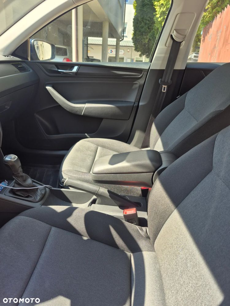 Skoda RAPID 1.6 TDI DPF Active - 9