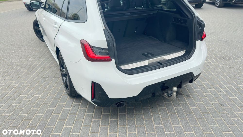 BMW Seria 3 330e M Sport - 7
