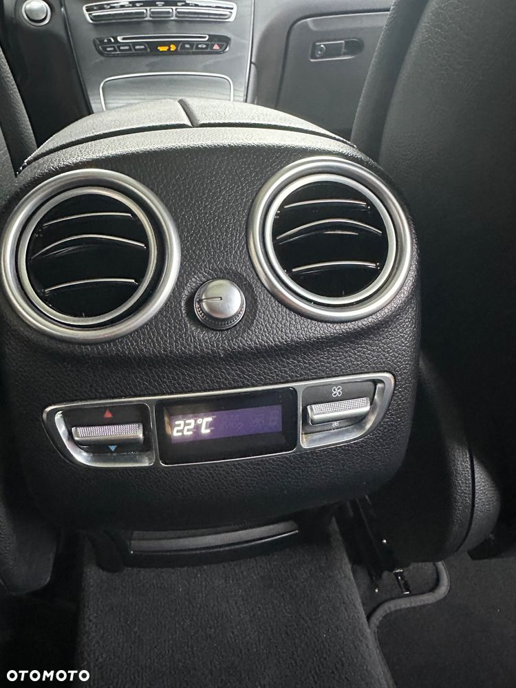 Mercedes-Benz GLC - 16