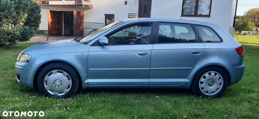 Audi A3 Sportback - 11