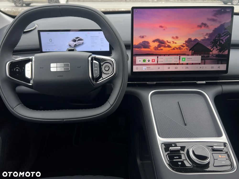 Geely Starray EM-i 1.5 PHEV Pro - 13