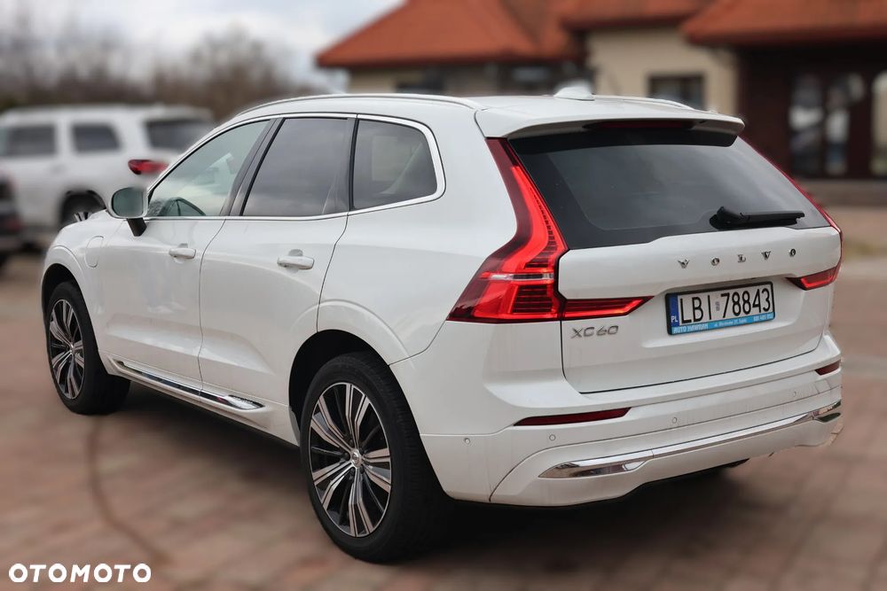 Volvo XC 60 T8 AWD Recharge Plus Dark - 2