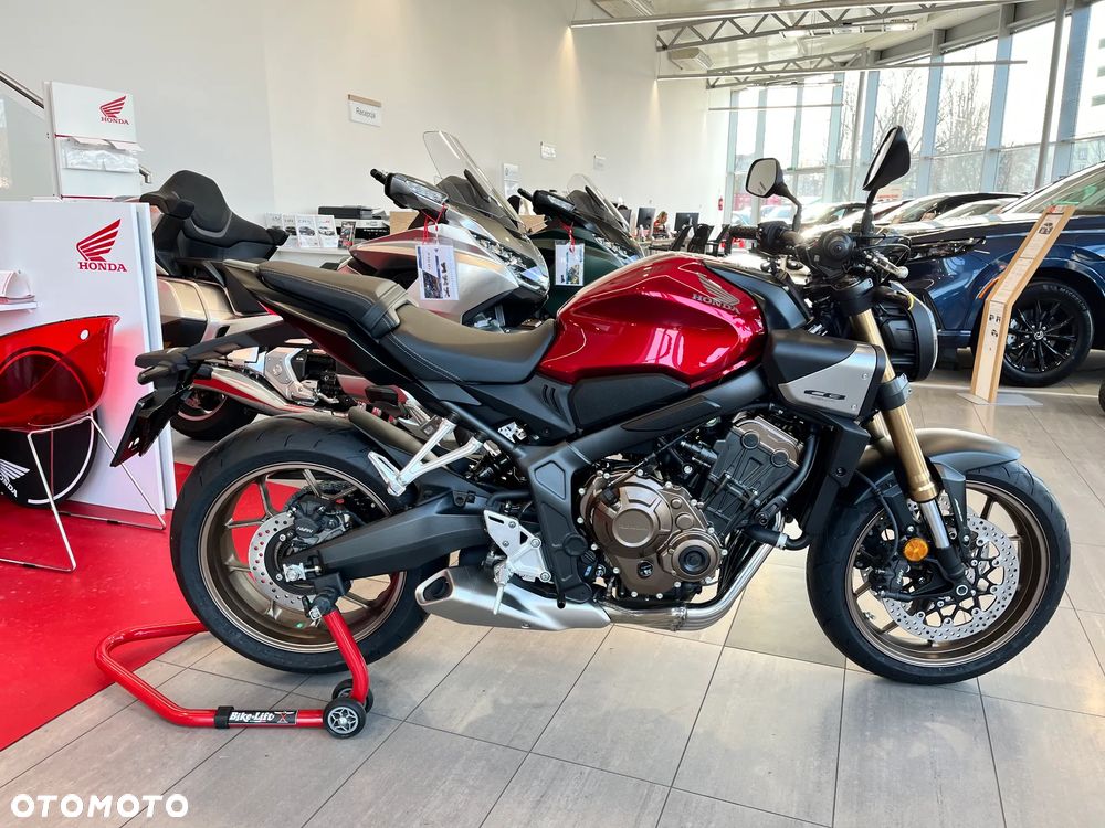 Honda CB - 2