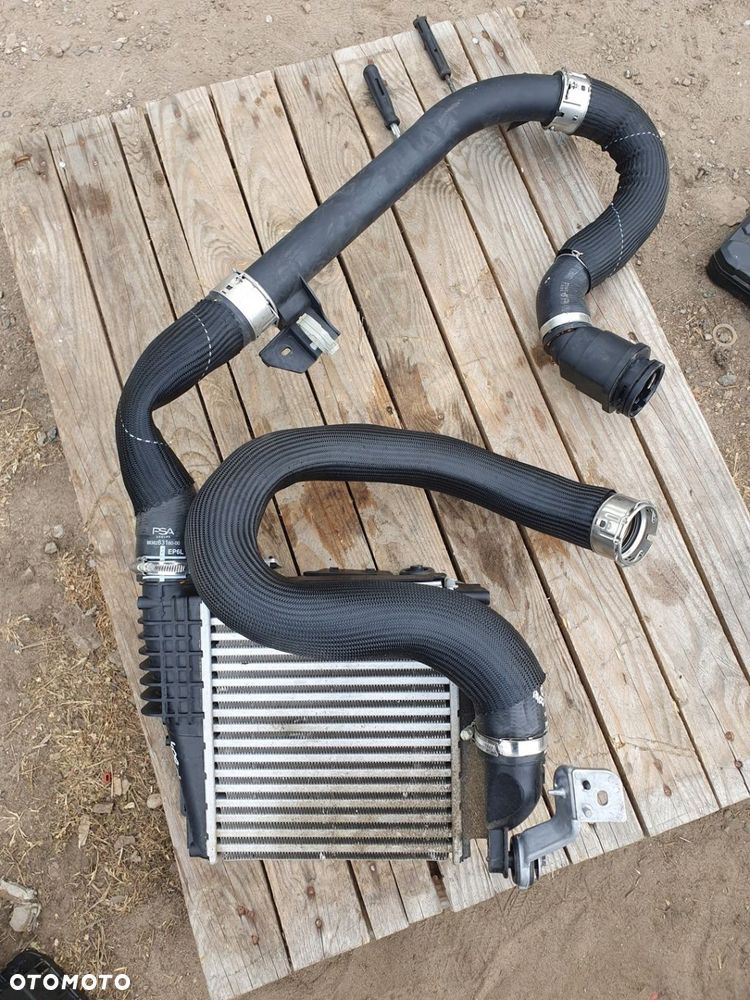 CHŁODNICA INTERCOOLER ORYGINAŁ P9675627980 PEUGEOT 408 24R