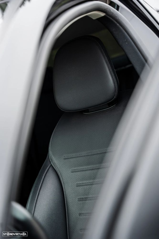Mercedes-Benz C 300 e 9G-TRONIC AMG Line - 30