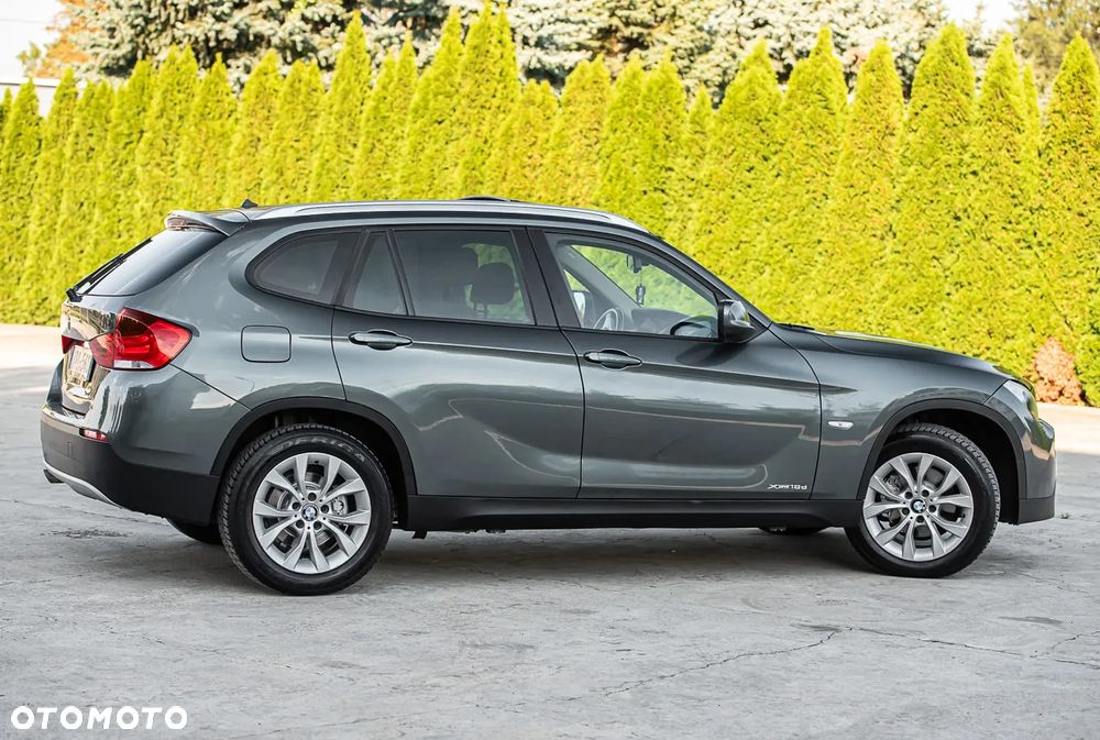 BMW X1 xDrive18d xLine - 12