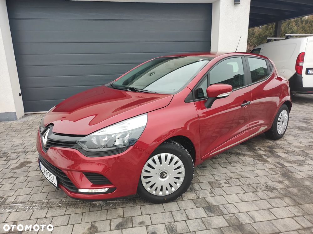 Renault Clio - 10