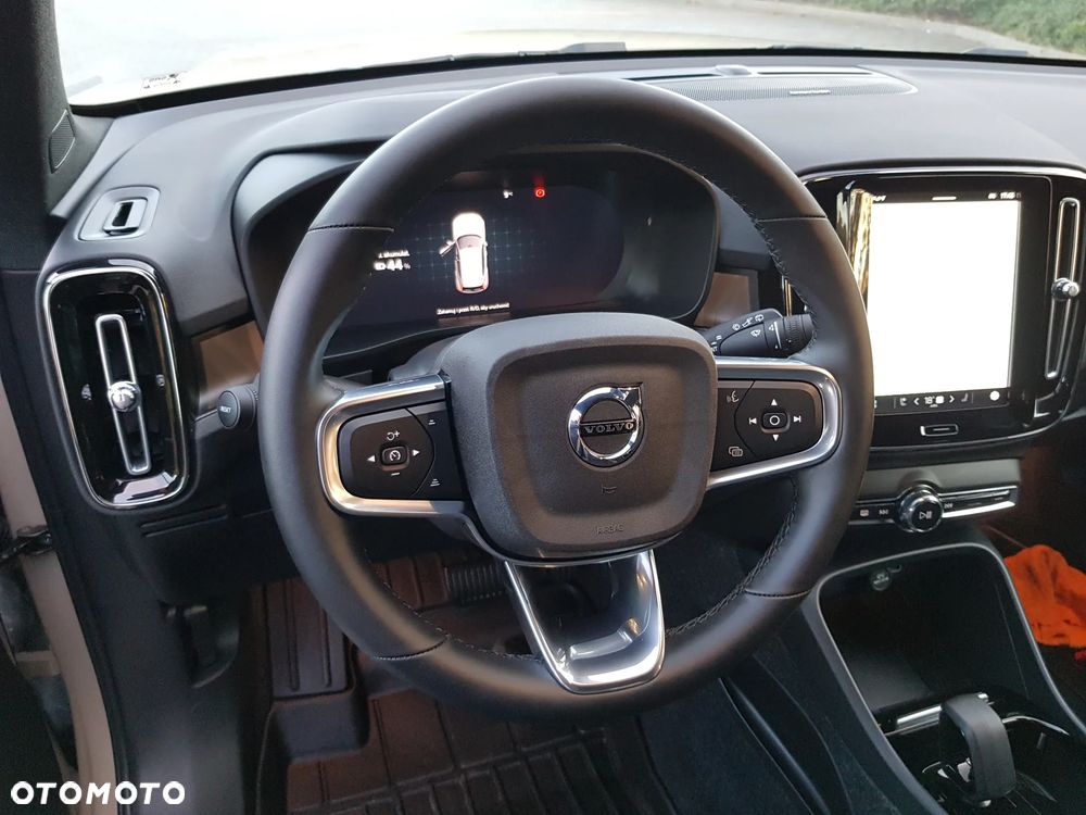 Volvo XC 40 Recharge 82 kWh Single M Extended Range RWD Plus - 30