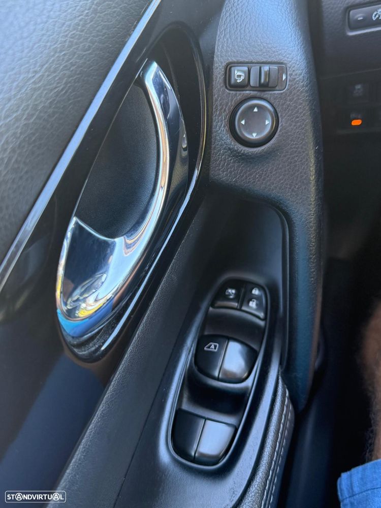 Nissan Qashqai 1.6 dCi Tekna Premium Xtronic - 10