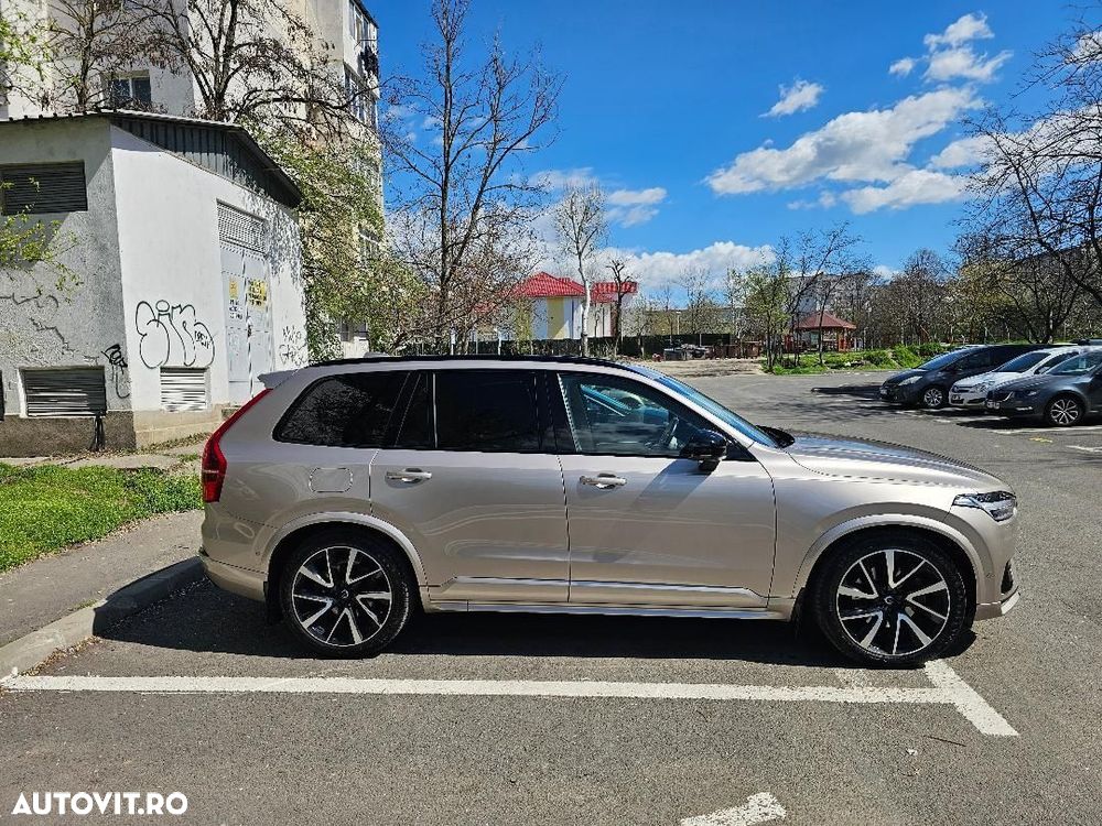 Volvo XC 90 - 5