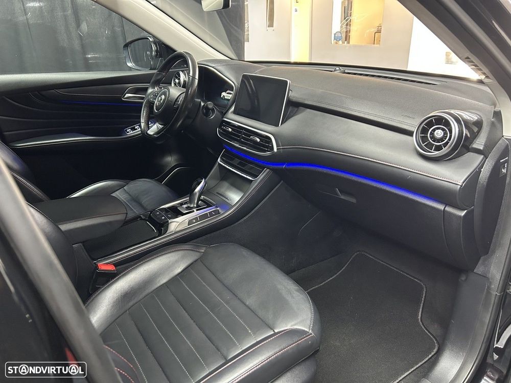 MG EHS 1.5 T-GDI Plug-in Hybrid Luxury - 7