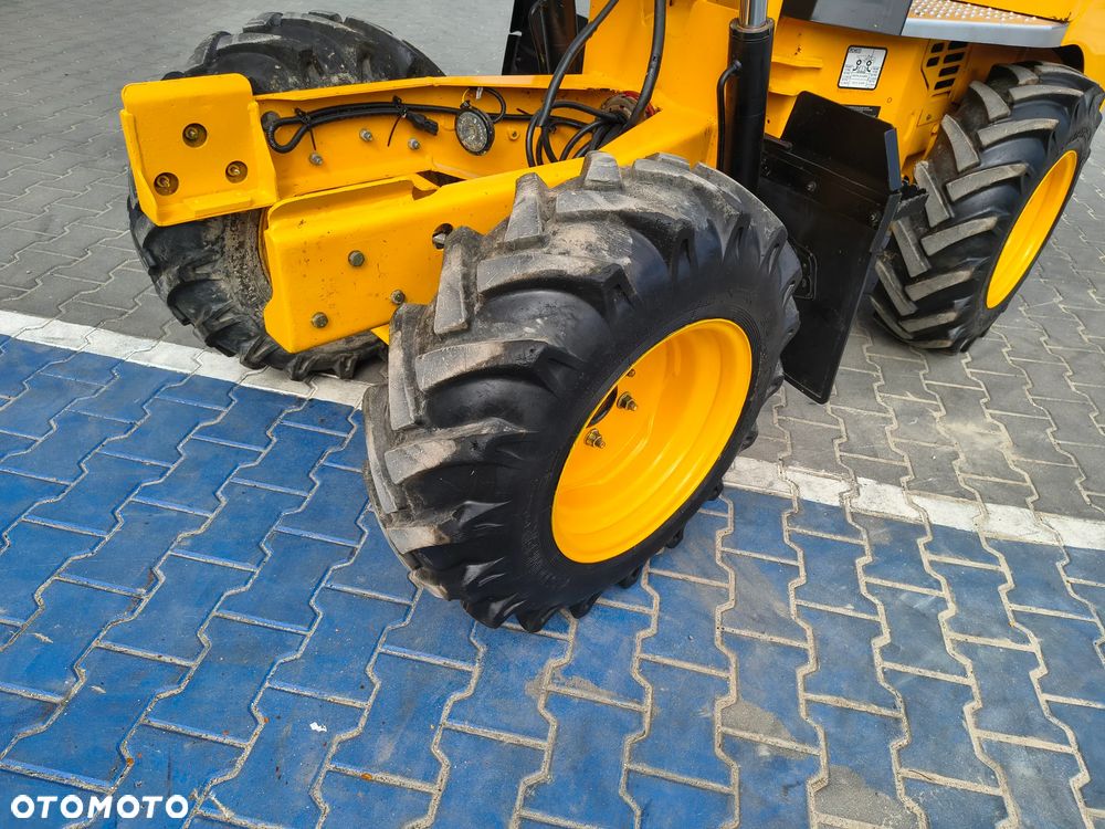 JCB 1T 2019r - 12
