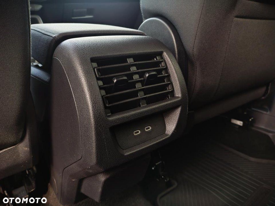Ford Tourneo Connect Grand - 6