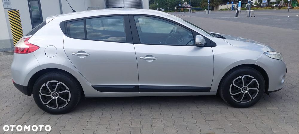 Renault Megane 1.6 16V 110 Dynamique - 4