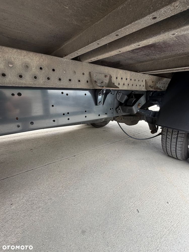 Iveco Daily 35C14 Kontener 8 Palet Kontener Meblowy Wysoki Kontener - 10