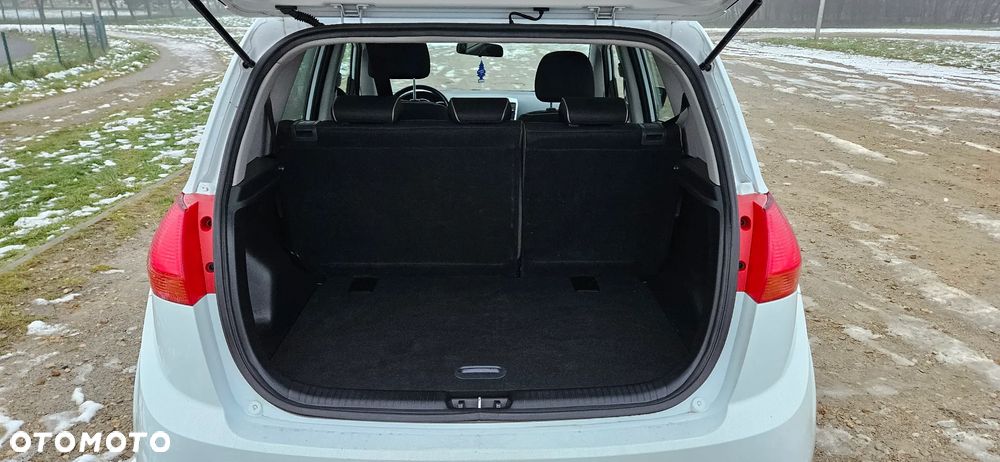 Kia Venga 1.4 CRDi XL - 2