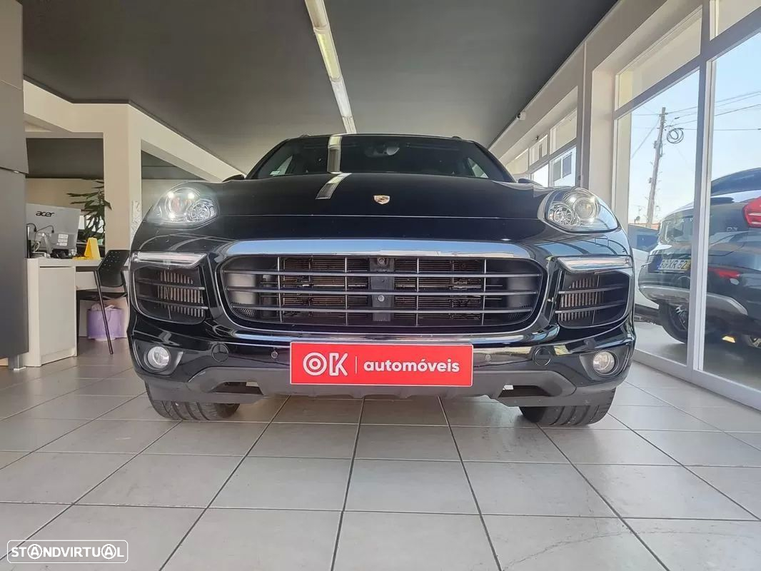 Porsche Cayenne - 4