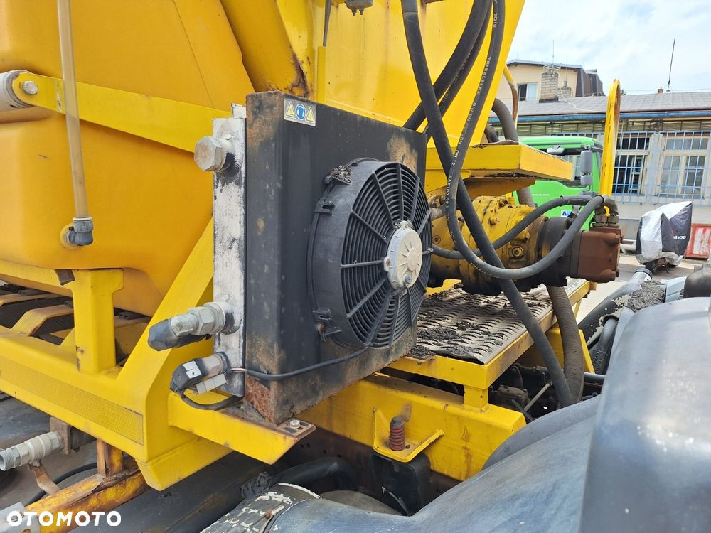 Renault 270.18 4X2 - 37