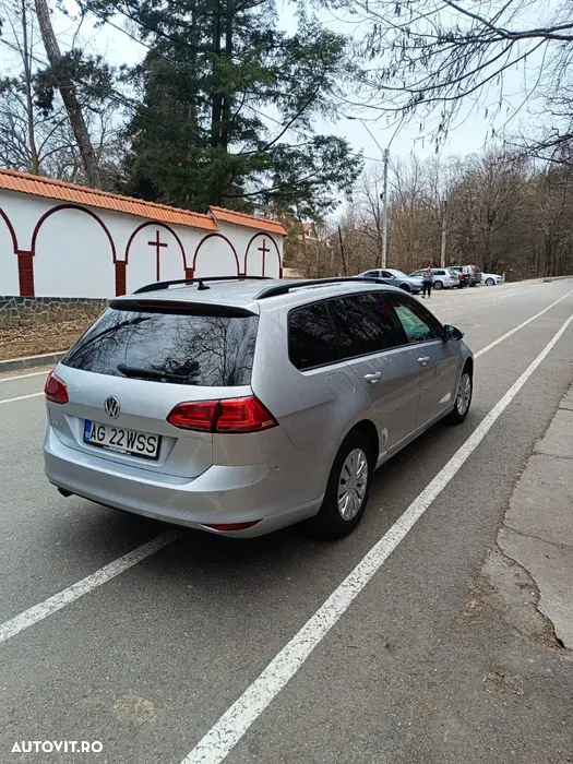 Volkswagen Golf 1.6 TDI DPF DSG Comfortline - 5