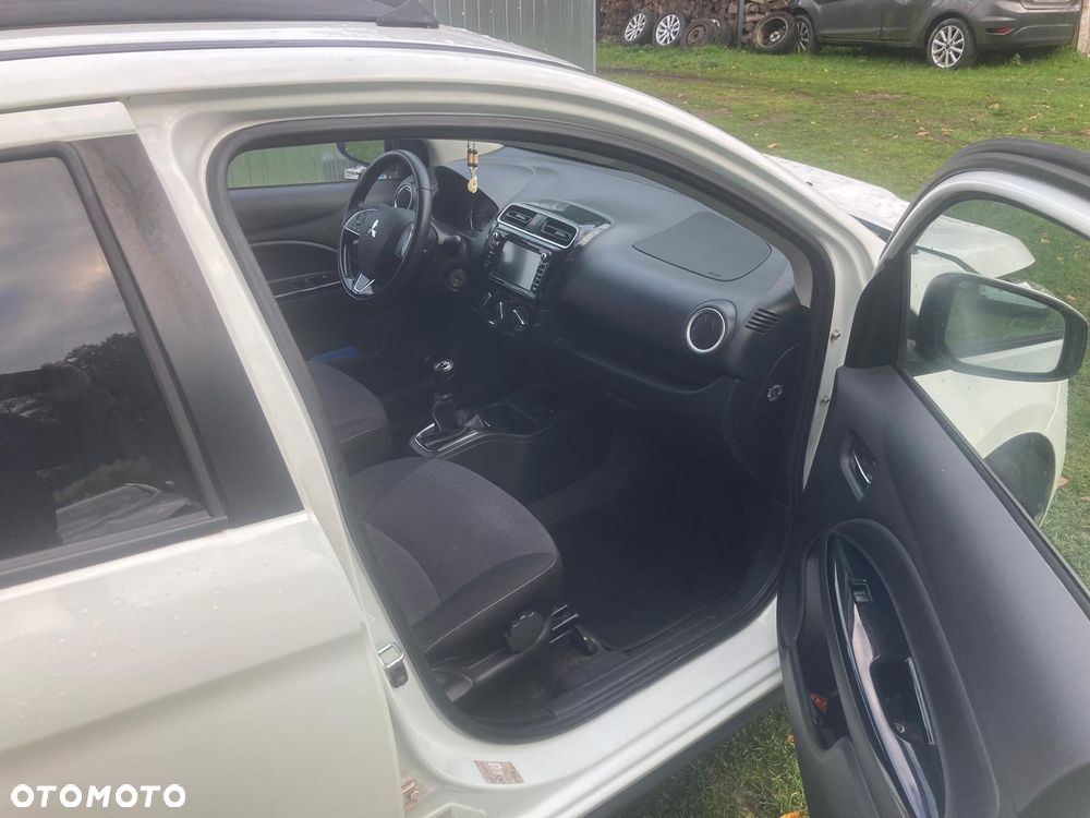 Mitsubishi Space Star 1.2 AS&G Intense - 9