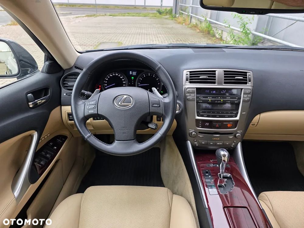 Lexus IS 250 Prestige - 6
