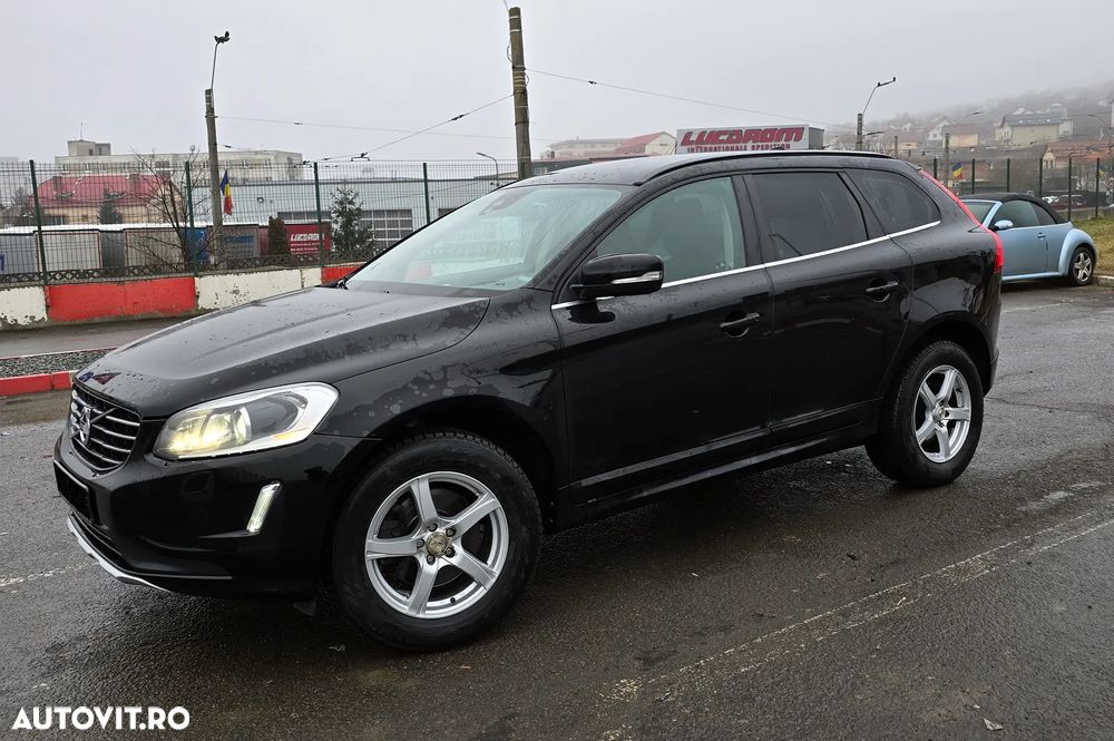 Volvo XC 60 D3 Geartronic Momentum - 2