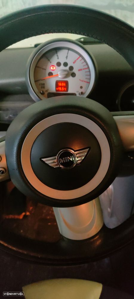 MINI 3 Portas Cooper D - 11