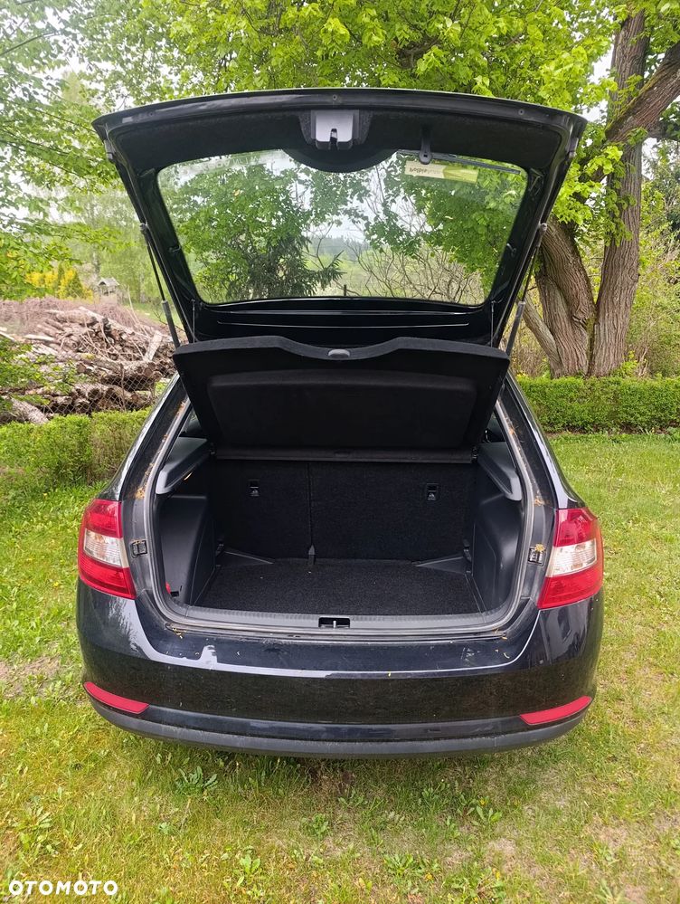 Skoda RAPID 1.2 TSI Ambition - 4