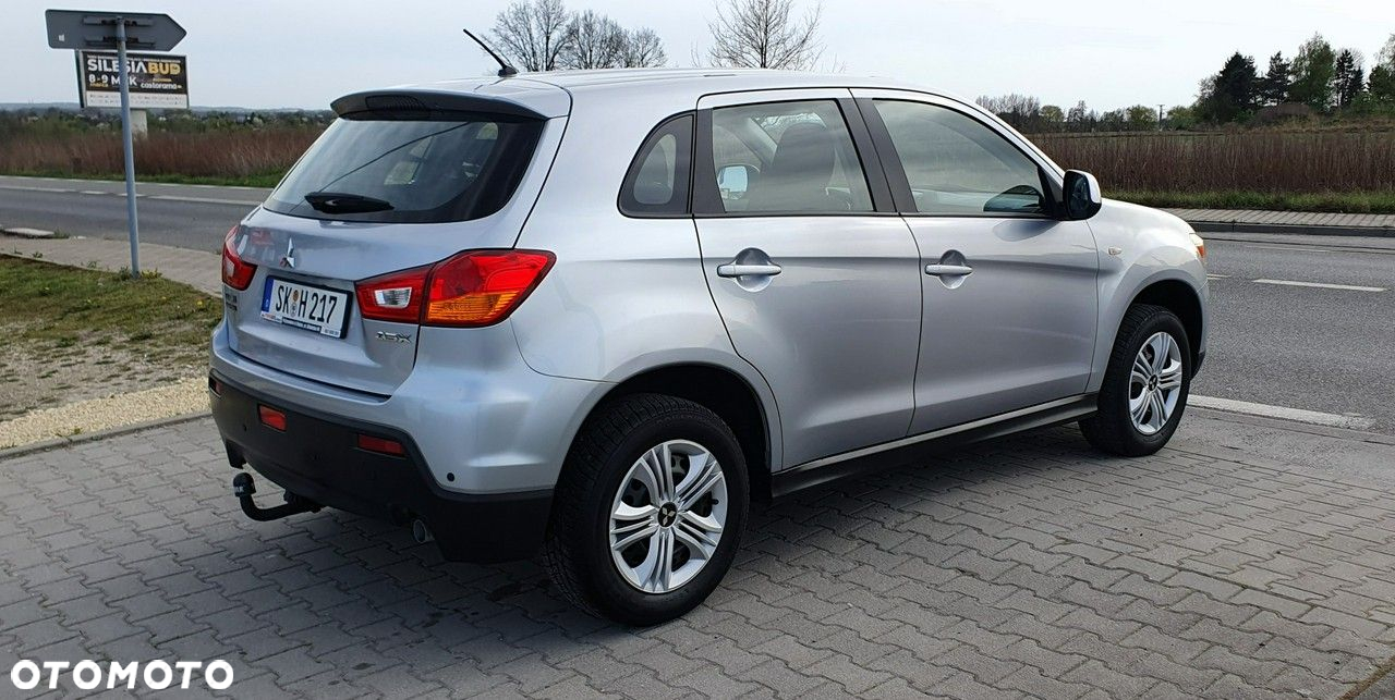 Mitsubishi ASX - 4