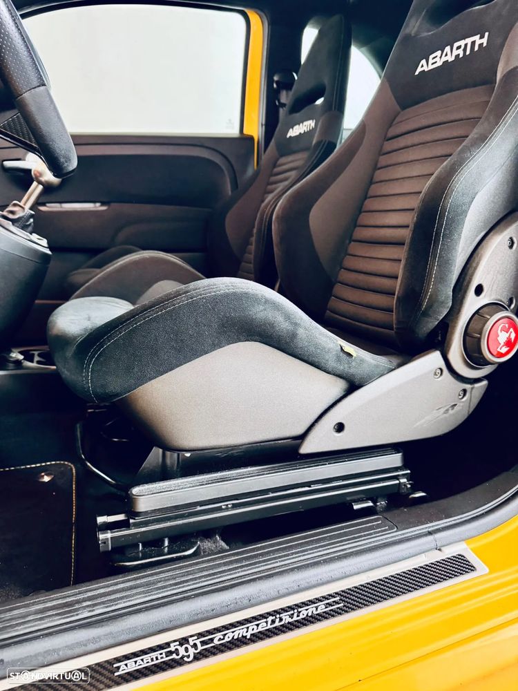 Abarth 595 1.4 T-Jet Competizione - 20