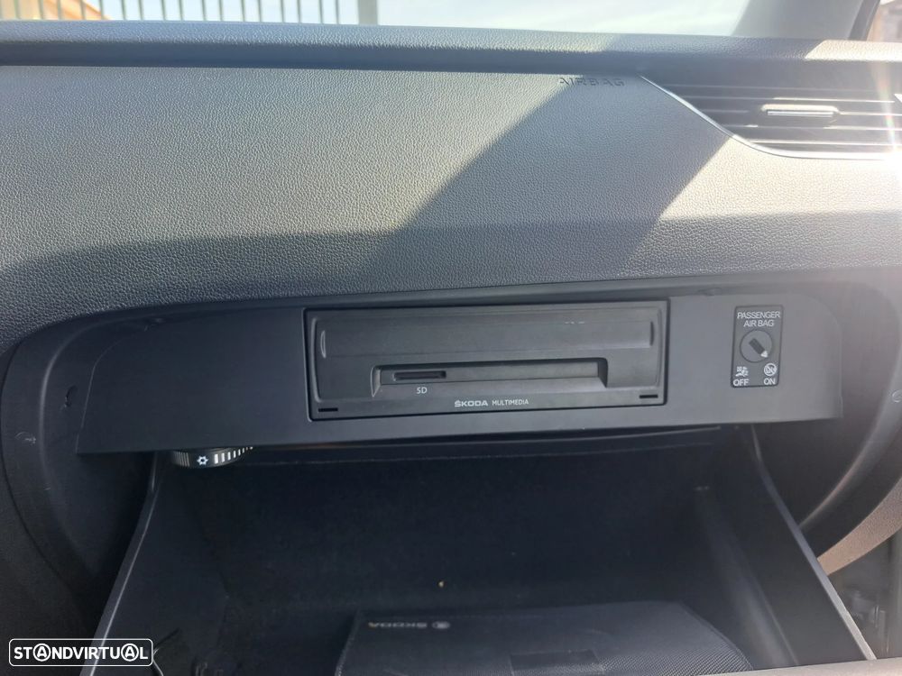 Skoda Octavia Break 1.6 TDi Ambition - 22