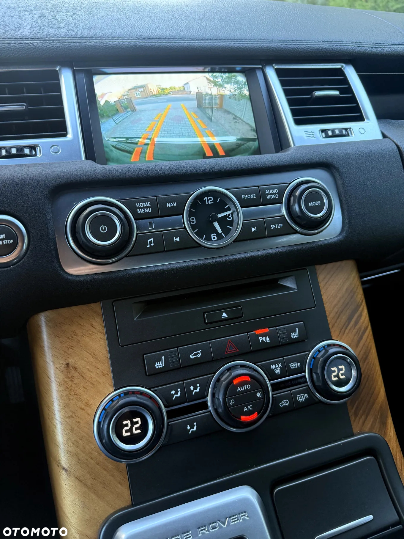 Land Rover Range Rover Sport SDV6 Autobiography - 12