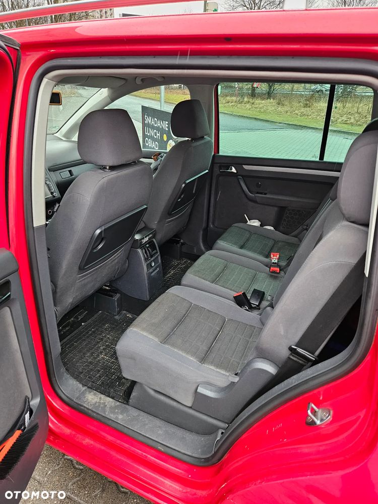 Volkswagen Touran 2.0 TDI DPF Trendline DSG - 7