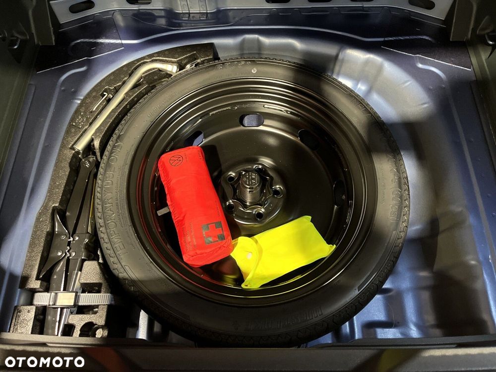 Volkswagen T-Roc - 31