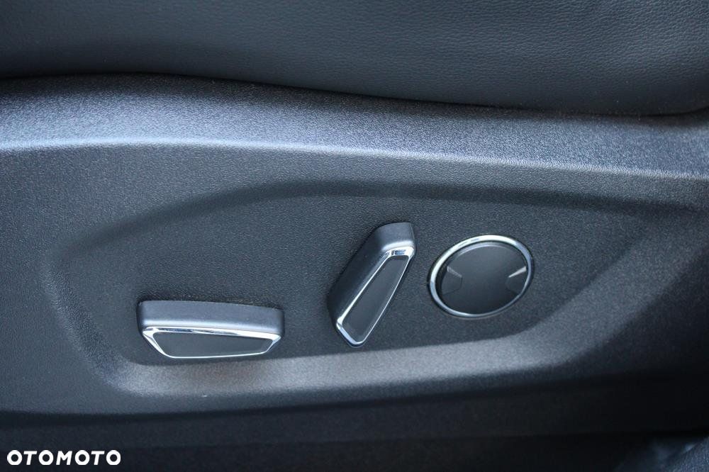 Ford S-Max - 14