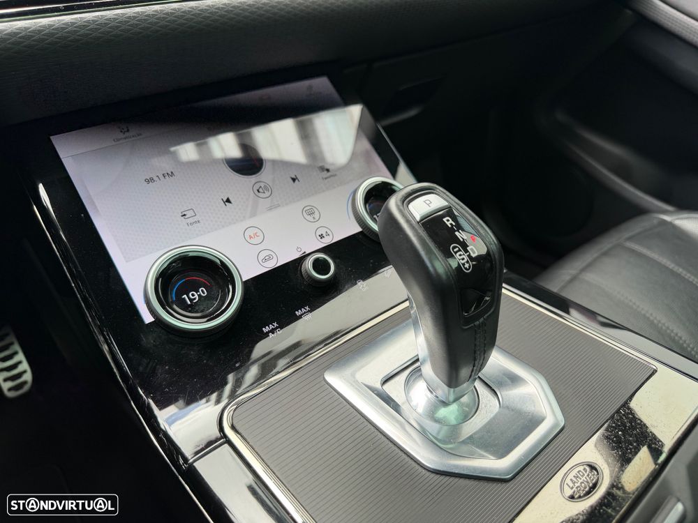Land Rover Range Rover Evoque 2.0 D150 AWD R-Dynamic S Auto - 41