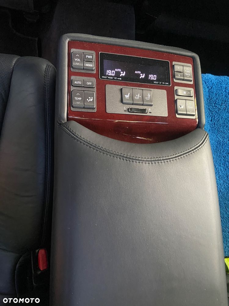 Lexus LS 460 Prestige - 9