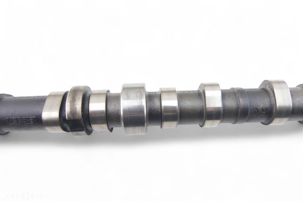 Wałek rozrządu ssący OPEL CORSA D 1.3 CDTI 55206898 - 9