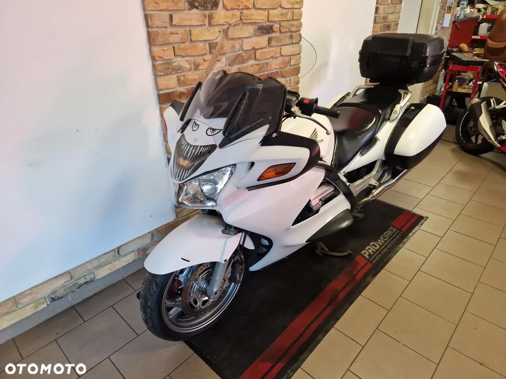 Honda ST - 5