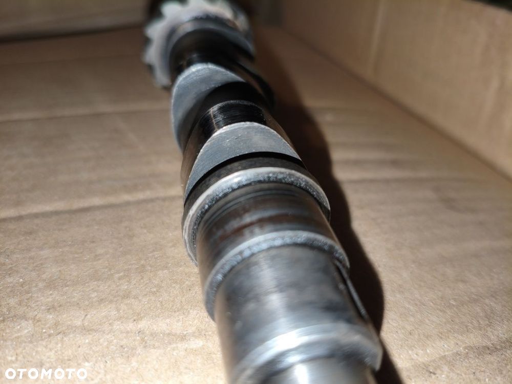 Oryginalny wałek rozrządu Ural M67 - 13