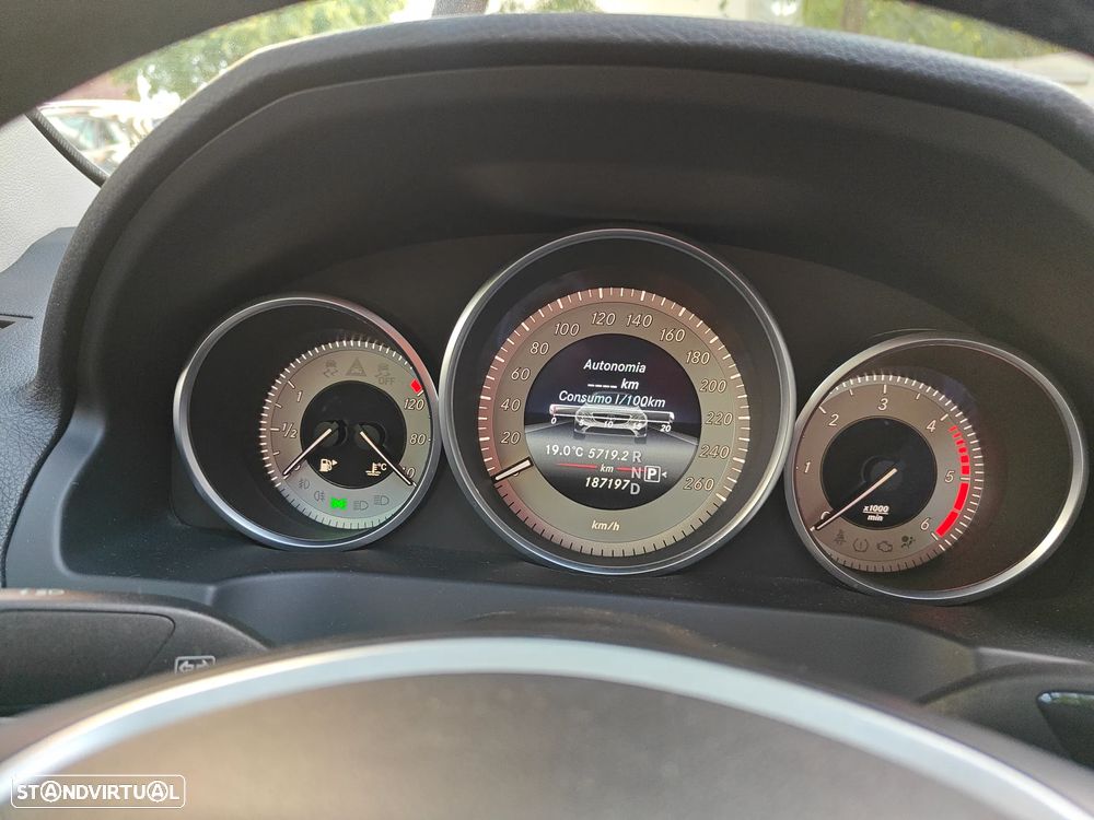 Mercedes-Benz E 250 CDi Avantgarde BE Auto - 12