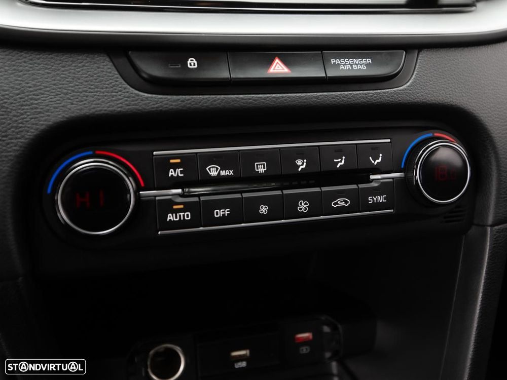 Kia Ceed 1.0 T-GDI Urban - 16