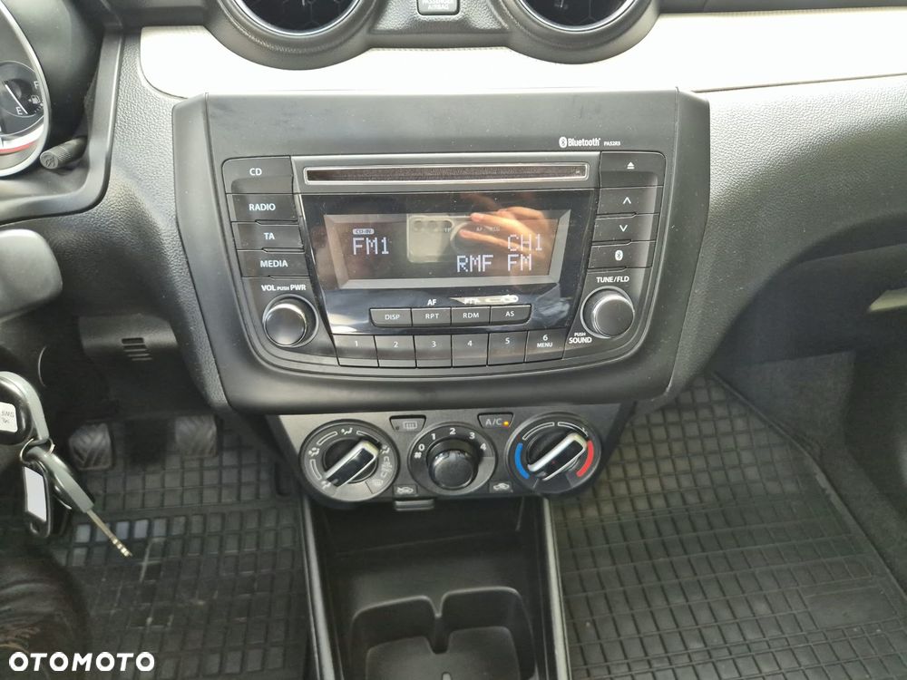 Suzuki Swift 1.2 Dualjet SHVS Premium - 7