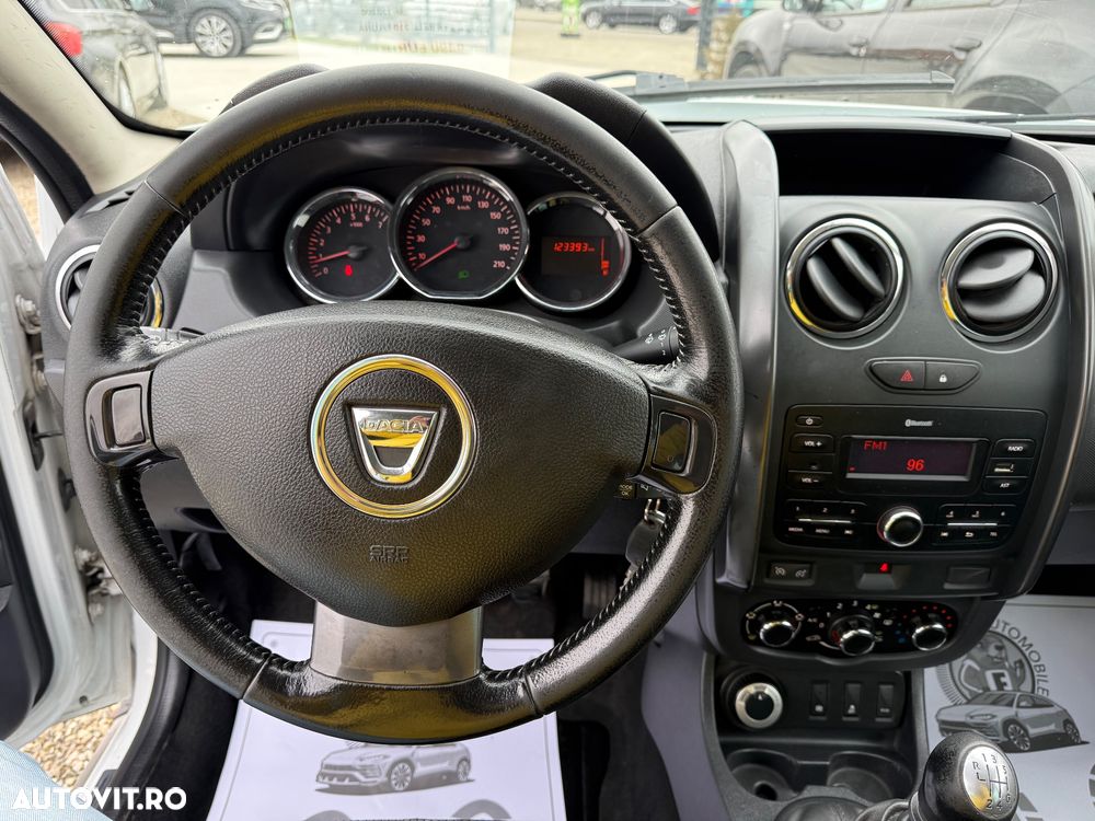 Dacia Duster SCe 115 4WD Prestige - 14