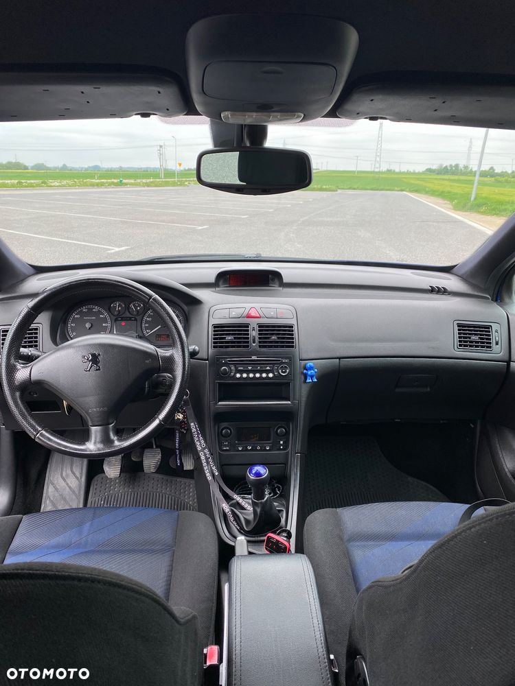 Peugeot 307 2.0 - 25
