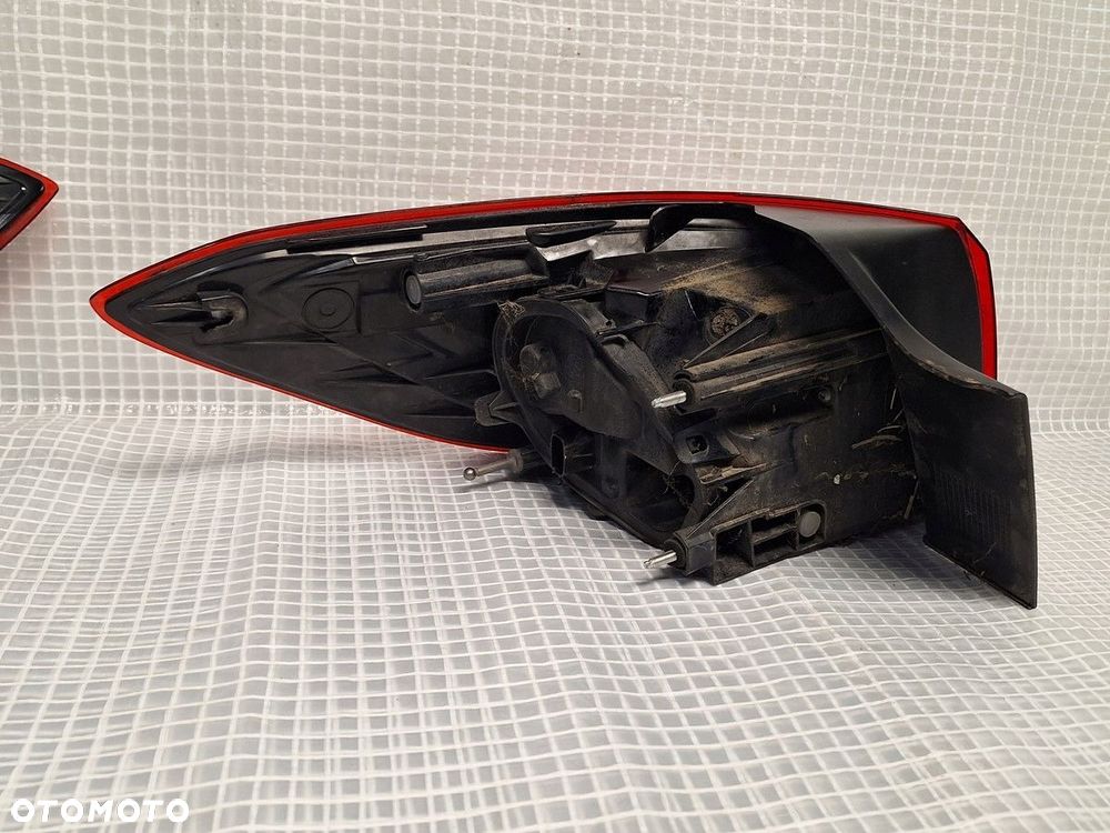 lampa tyl tylna prawa opel astra V 5 kombi 2015- demonta europa super stan - 5