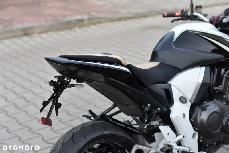 Honda CB - 15