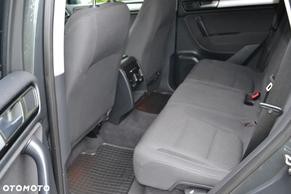 Volkswagen Touareg 3.0 V6 TDI 4XMot BMT - 8