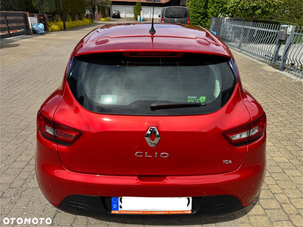 Renault Clio - 11